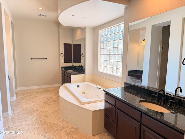 Building Photo - 3952 E Expedition Way