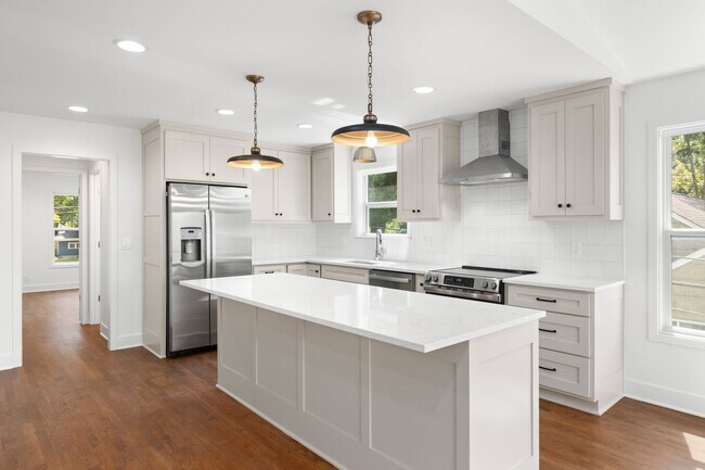 Primary Photo - Main Street Townhomes