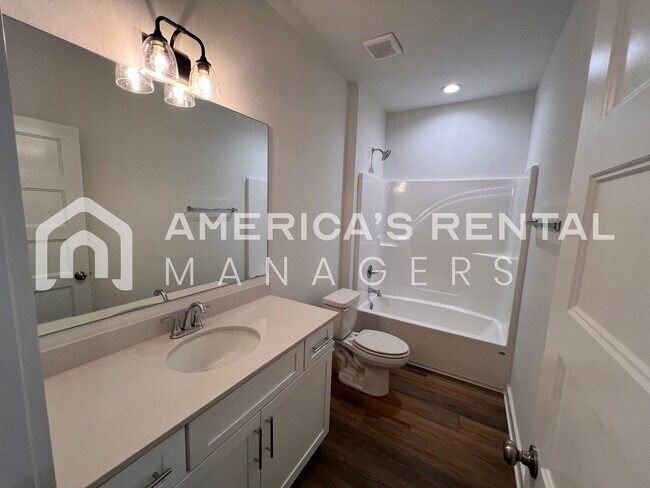 Building Photo - MOVE IN SPECIAL!!! New Construction Home for Rent in Robertsdale, AL!!! AVAILABLE NOW! Sign a 13 ...