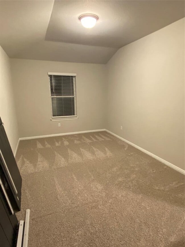 Building Photo - 11700 Lily Branch Ln