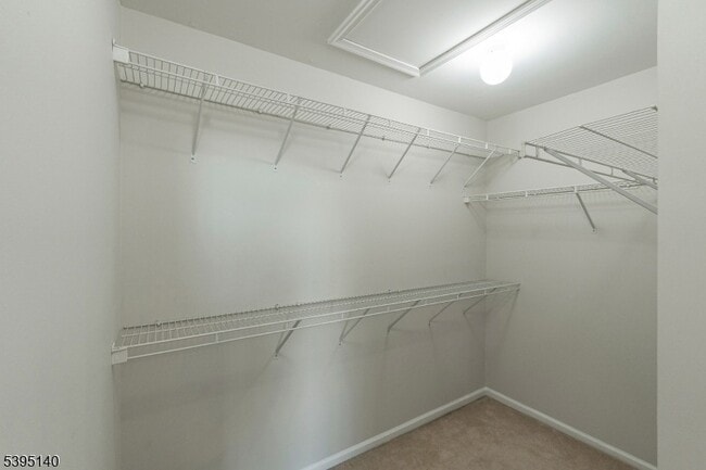 Building Photo - 105 Wallace Ct