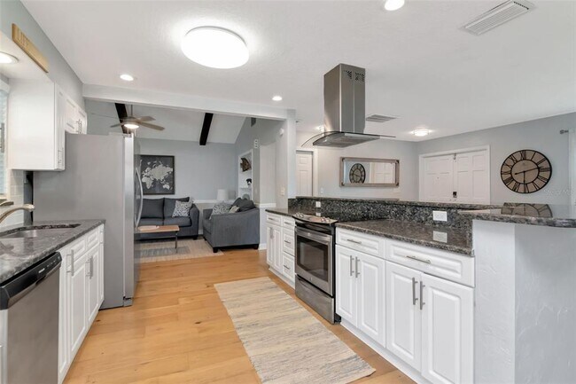 Building Photo - 4712 114th St N