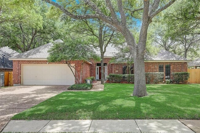 Primary Photo - 927 Blue Spring Cir