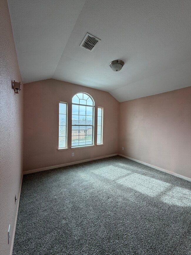 Building Photo - 10911 Canter Spur