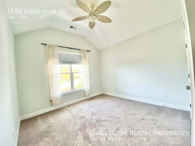 Building Photo - 1496 Longspur Dr