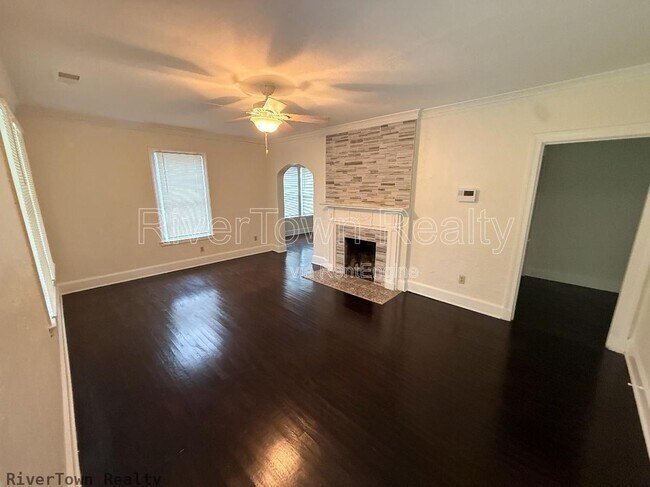 Building Photo - 1026 Stonewall St