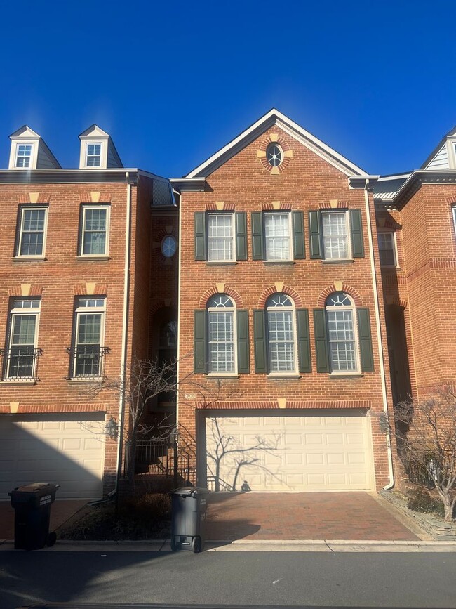 Primary Photo - Potomac Greens: Luxury 4-Level Townhome, 2...