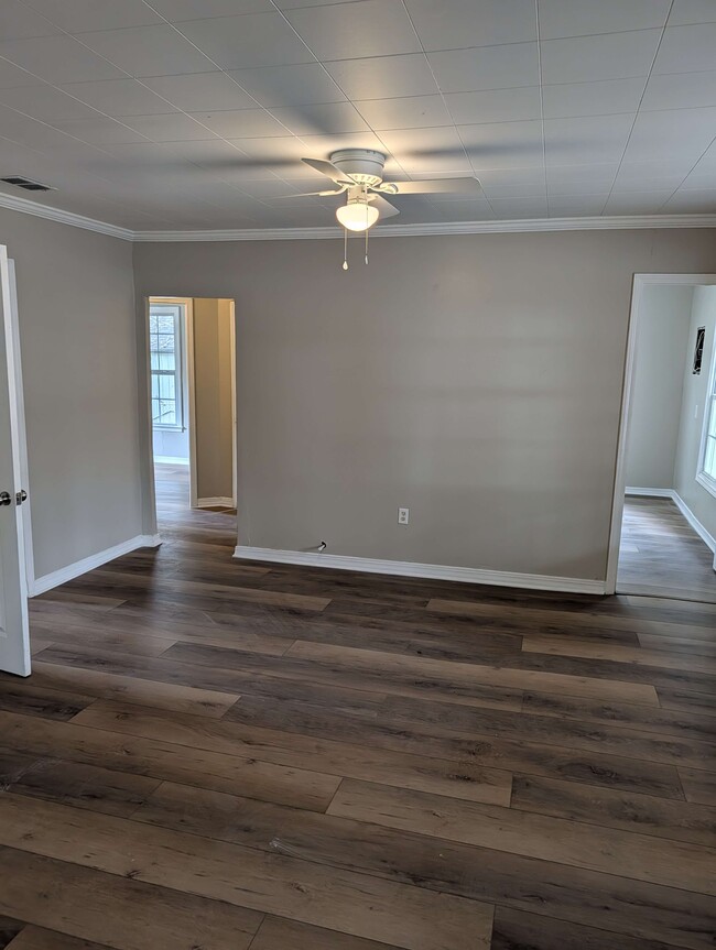 Building Photo - 2109 8th St