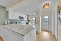 Building Photo - 2731 NE 14th Street Causeway