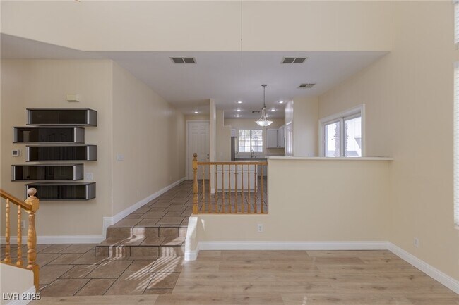 Building Photo - 10382 Cherry Brook St