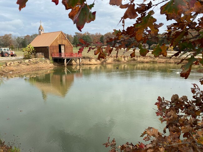 Building Photo - 22474-224D2 Restful Ln