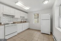 Building Photo - 1124 S 15th St