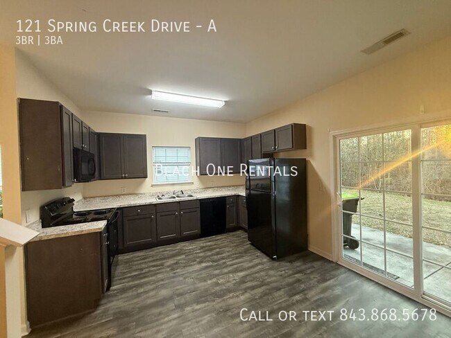 Building Photo - 121 Spring Creek Dr