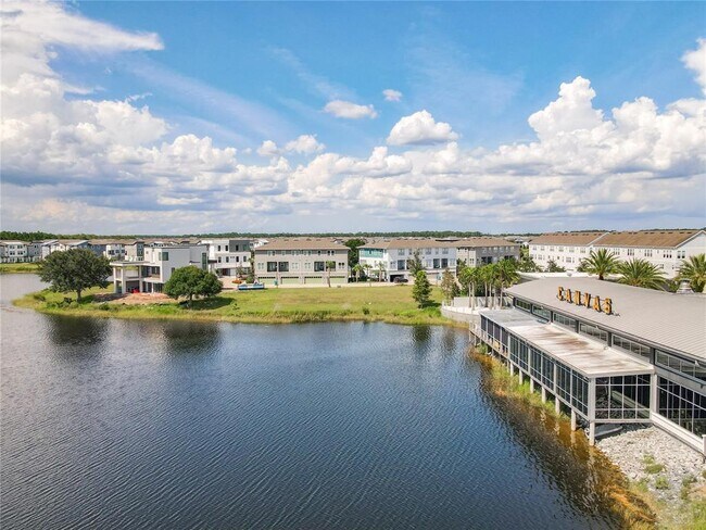 Building Photo - 13181 McMillan Dr