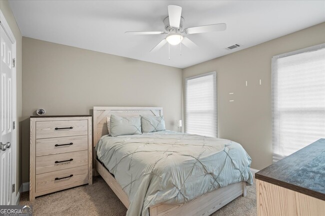 Building Photo - 212 Huntington Shoals Dr