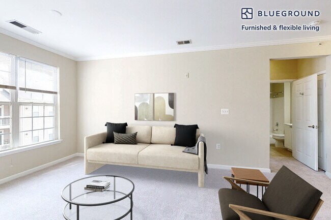 Building Photo - 2350 26th Ct S