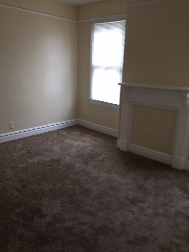 Building Photo - McCarty_Broad St Duplex_505-507