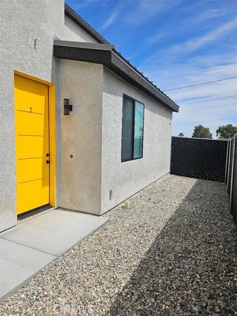 Building Photo - 5995 Bagley Ave