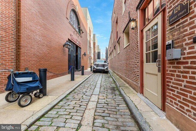 Building Photo - 141-45 N 2nd St