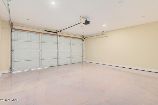 Building Photo - 2220 N 66th St