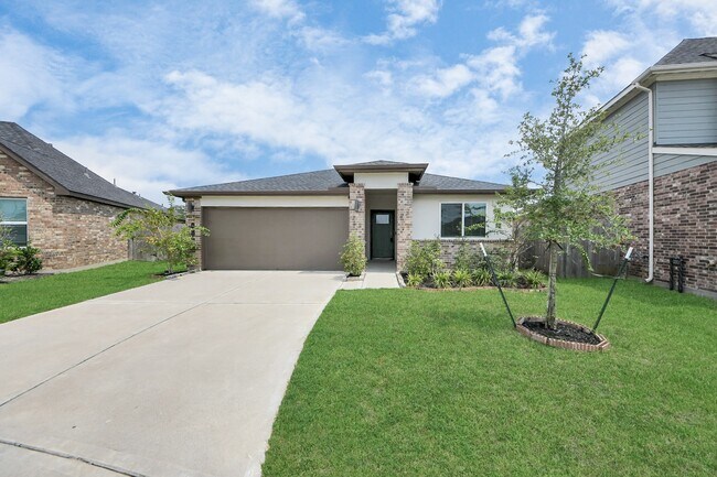 Building Photo - 4911 Pne Hvn Ln