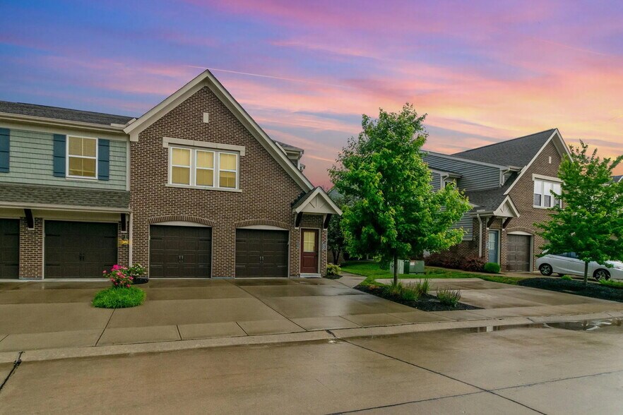 Primary Photo - 7479 Flintshire Dr