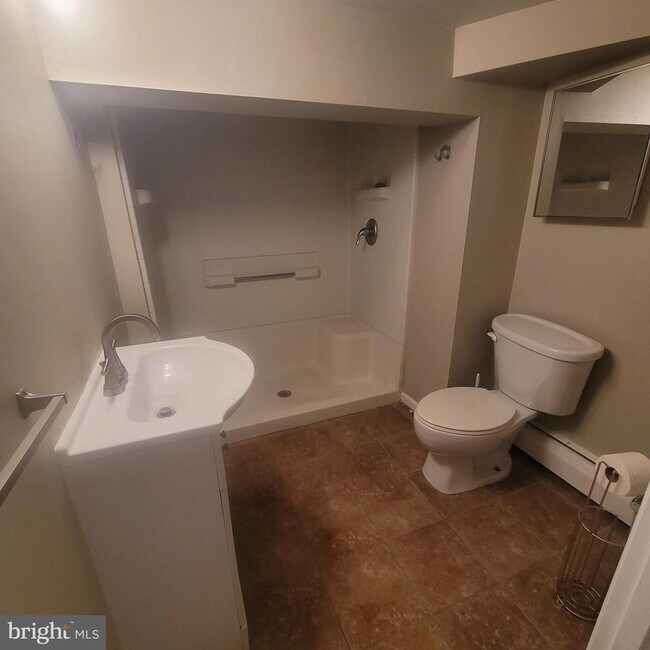 Building Photo - 554 Blackhorse Hl Rd