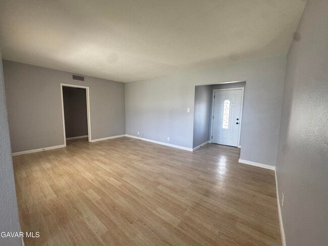 Building Photo - 44151 Hardwood Ave