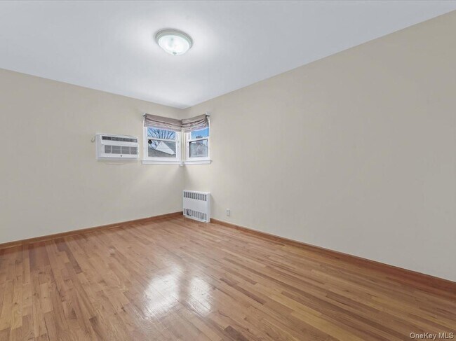 Building Photo - 58-52 208th St