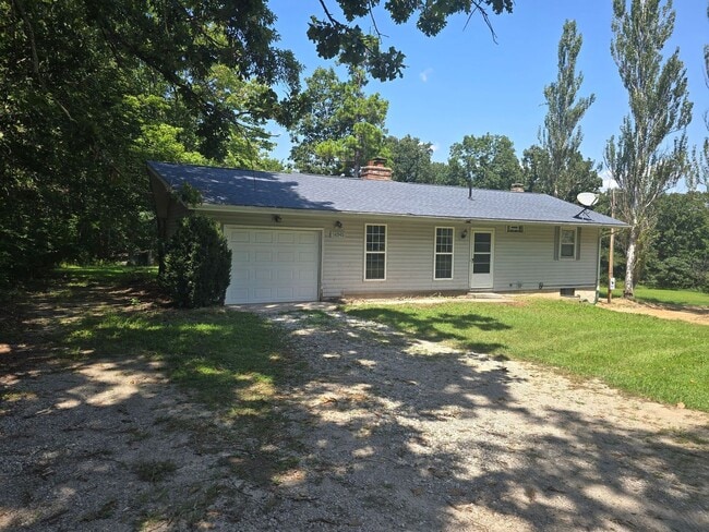 Building Photo - 14945 State Rte BB