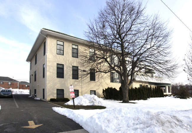 Building Photo - Elks Lodge