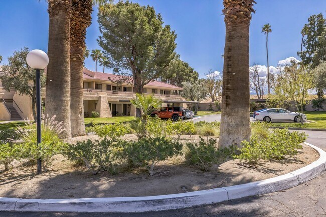 Building Photo - 701 N Los Felices Rd