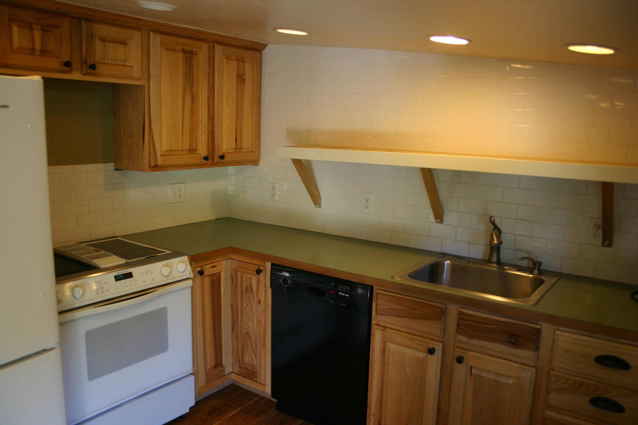 Building Photo - 5011 Black Lake Blvd SW