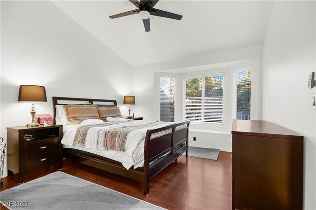 Building Photo - 2800 Linkview Dr