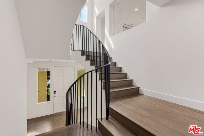 Building Photo - 5744 S Celedon Creek