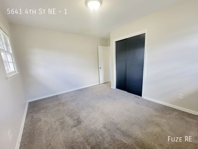 Building Photo - 5641 4th St NE