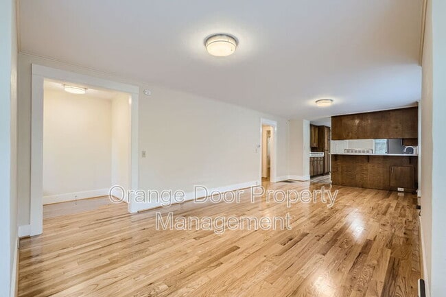Building Photo - 4337 2nd Ave NE