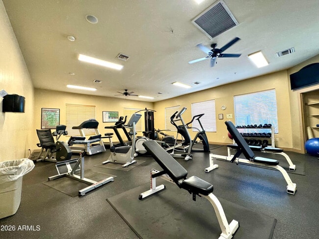 Building Photo - 14000 N 94th St