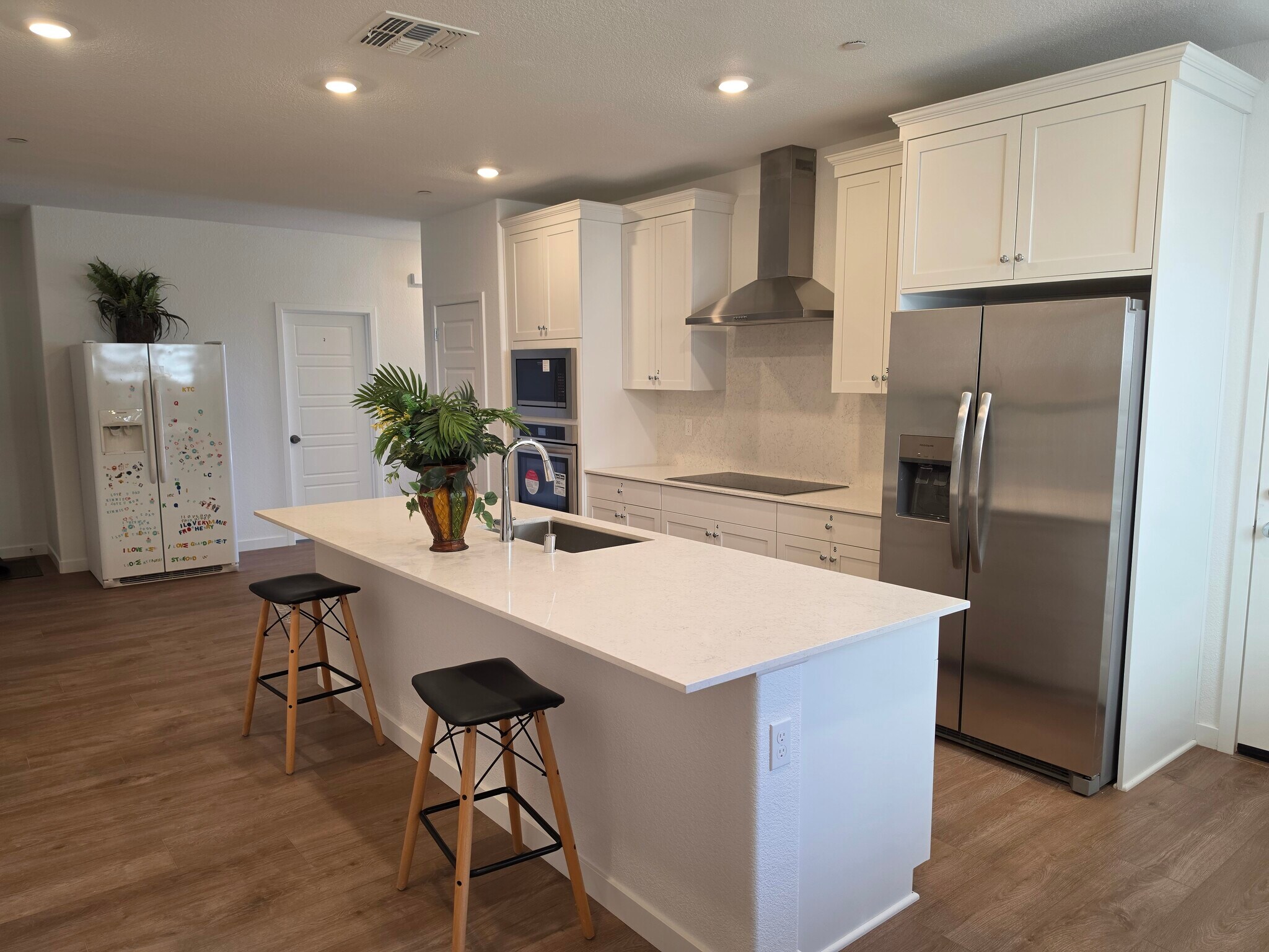 Building Photo - 10221 Terra Franca Way