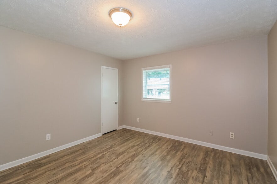Building Photo - 4624 Elm Ridge Ct