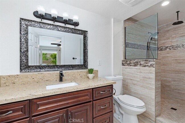 Building Photo - 26451 Vía Juanita