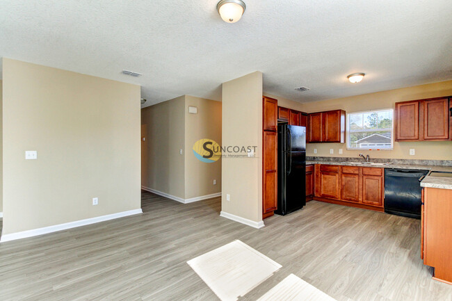 Building Photo - 4564 Glendas Meadow Dr