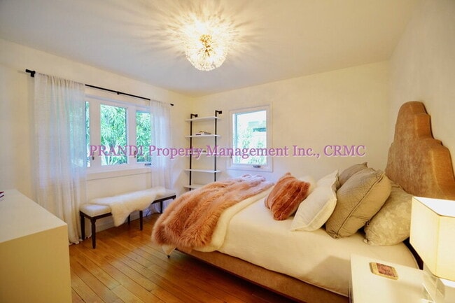 Building Photo - 22 Madrone Ct