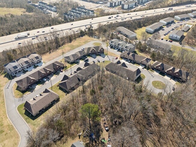 Building Photo - 2107 Chadwell Retreat Dr