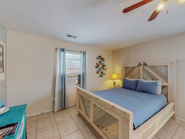 Building Photo - 3010 May Cir SE