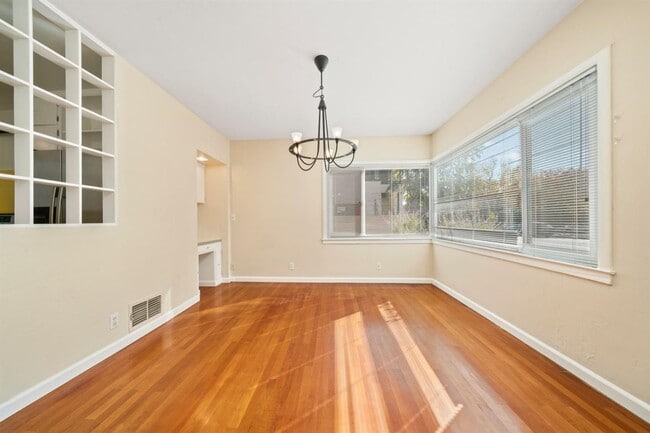 Building Photo - 3525 Folsom Blvd