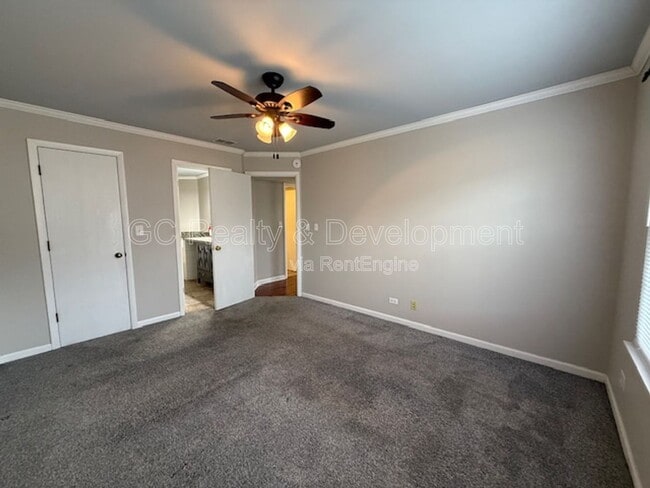 Building Photo - 2131 Aberdeen Ct