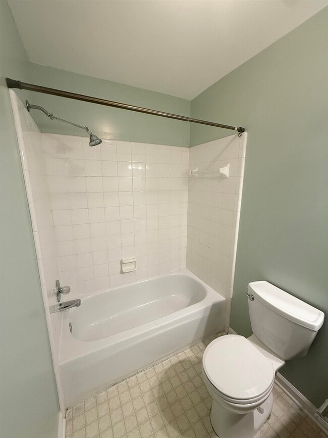 Building Photo - 5364 Appledore Ln