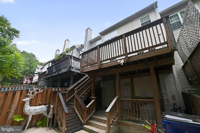 Building Photo - 6134 Pine Crest Ln