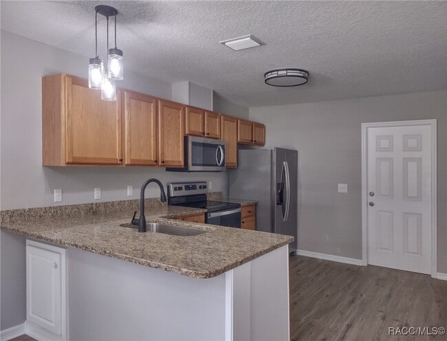 Building Photo - 3327 E Paula Ln